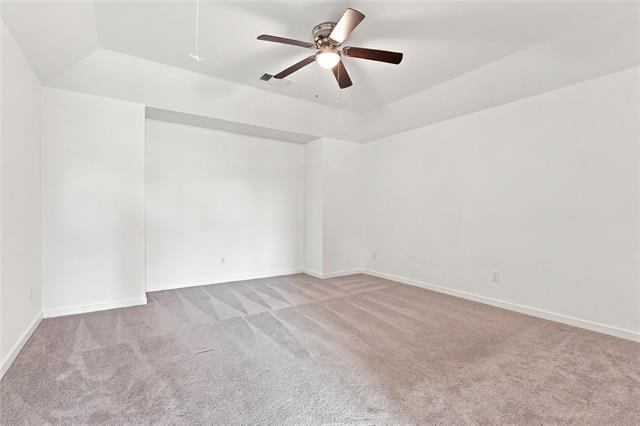 Building Photo - 2410 Doncaster Dr