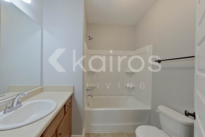 Building Photo - 45 HAWK LN