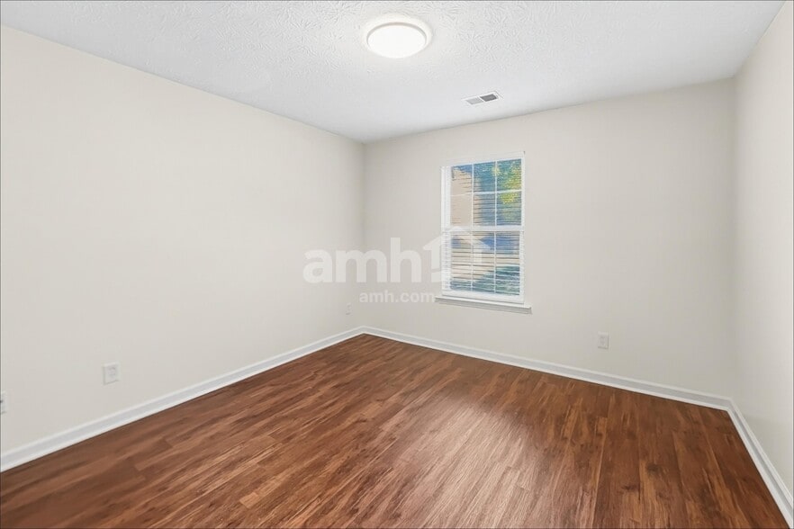 Building Photo - 1137 Eastmill Cove