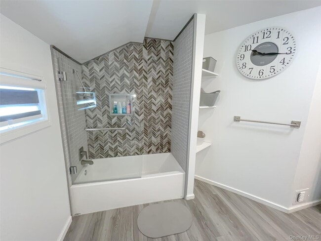 Building Photo - 1 Summer Ln