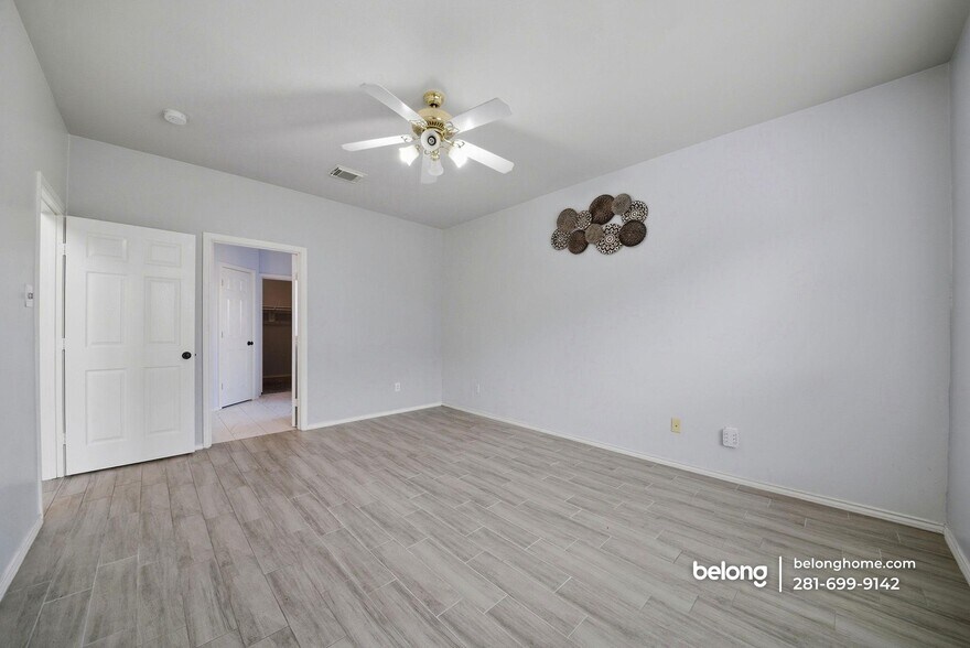 Building Photo - 16246 Field Haze Tr