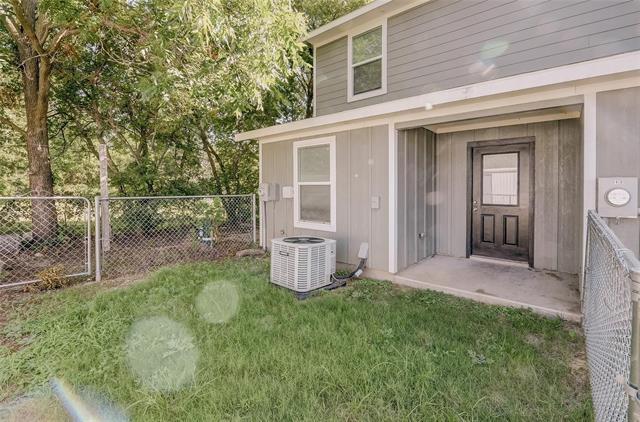 Building Photo - 402 Garrett Ct