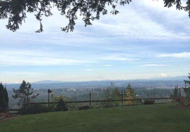 Building Photo - Amazing Panoramic view of Clackamas river,...