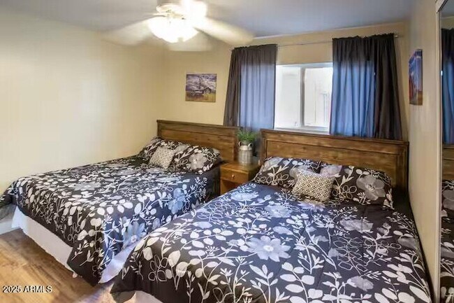 Building Photo - 8447 E Sheridan St