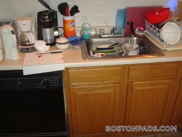 Building Photo - 104 Hammond St