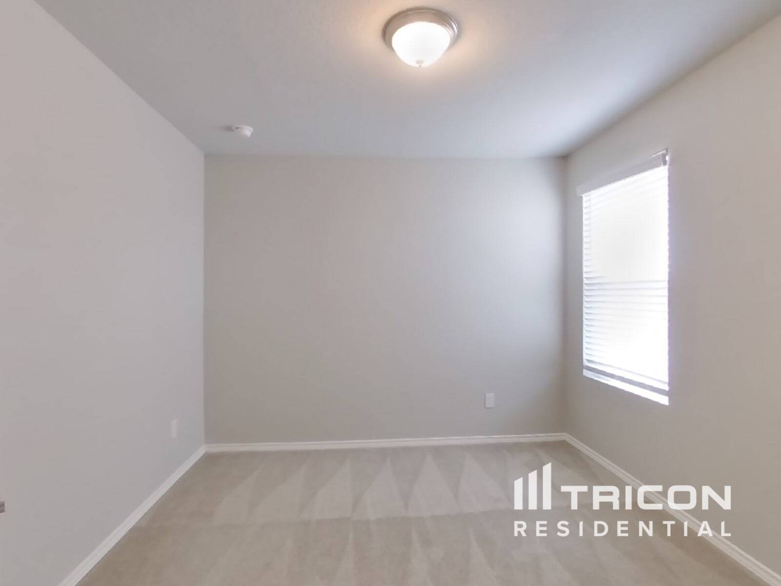 Building Photo - 421 Moonvine Way