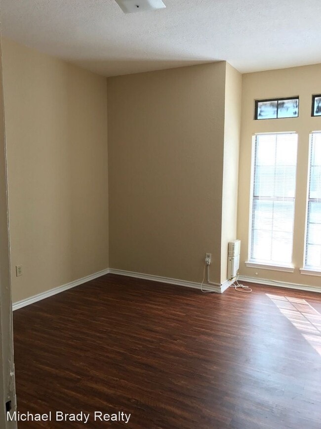 Building Photo - 2 br, 2 bath House - 3104 Tudor Lane