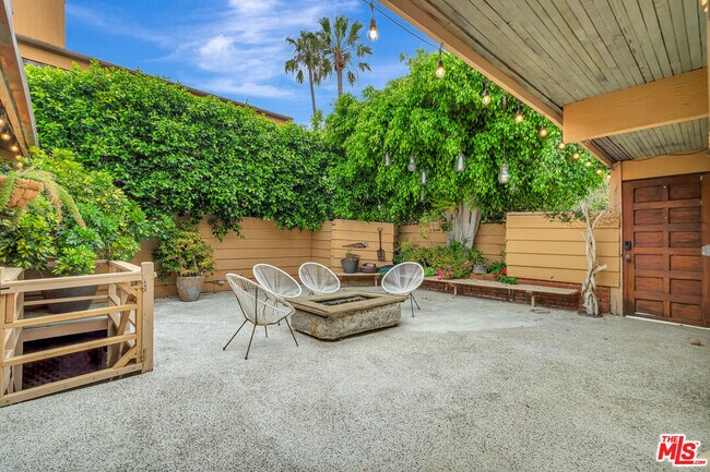 Building Photo - 26636 Latigo Shore Dr