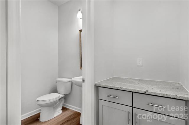 Building Photo - 10105 Hemingway Pl