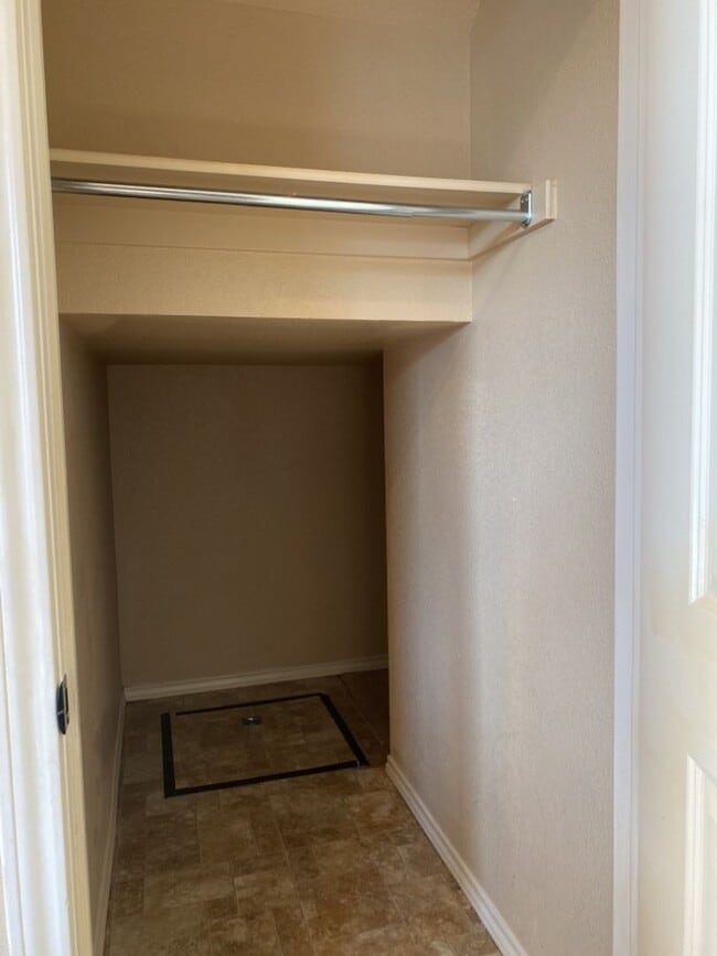 Building Photo - Lovely 3 Bed 2.5 Bath Home in Timbervine