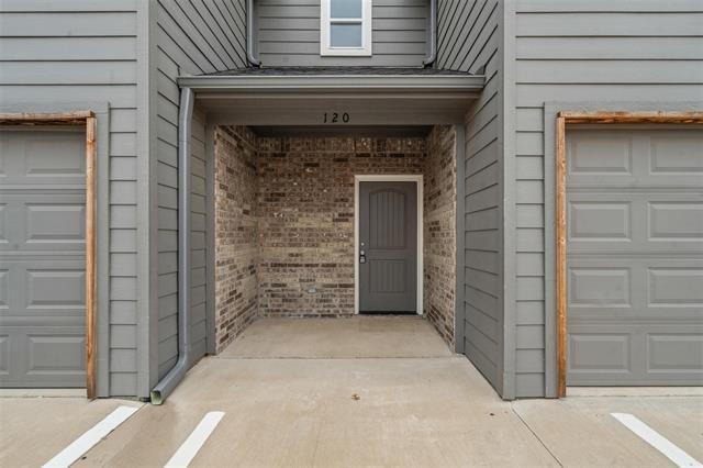 Building Photo - 105 Abbey Park Ct