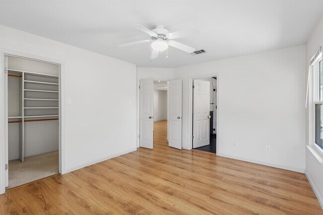 Building Photo - 1310 Strickland Dr