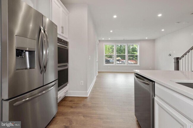 Building Photo - 1626 Bandit Loop