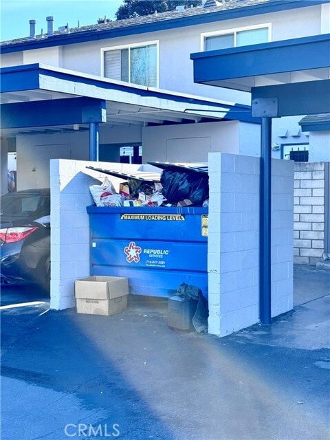 Building Photo - 4692 Heil Ave