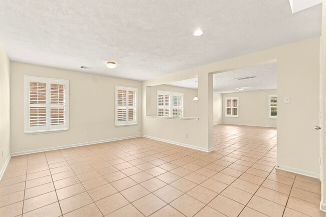Building Photo - 12410 Skyview Star Ct