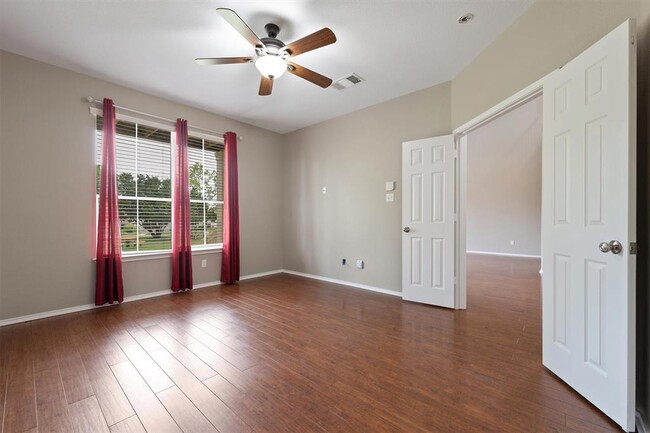 Building Photo - 1506 Wild Basin Ln