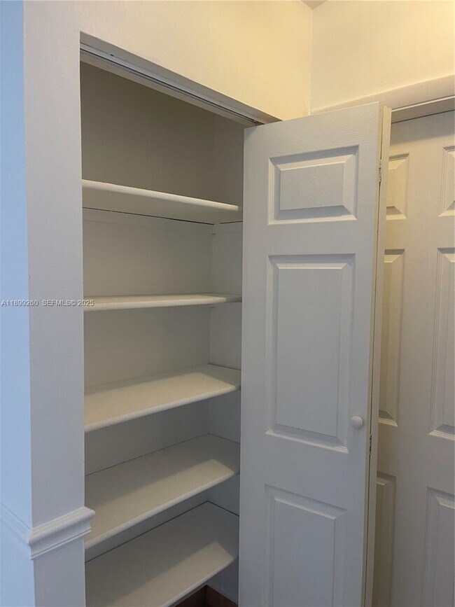 Building Photo - 7351 SW 105th Pl