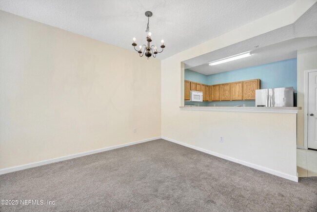 Building Photo - 575 Oakleaf Plantation Pkwy