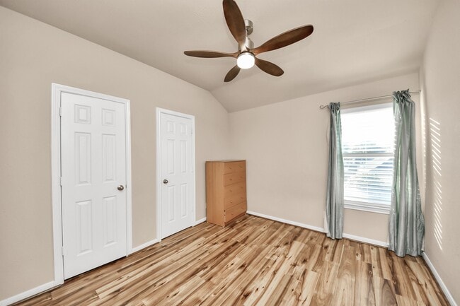 Building Photo - 13719 Hartford Ct