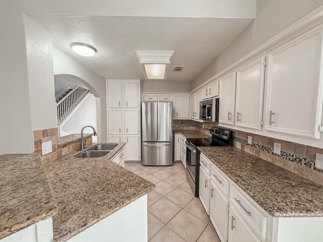 Building Photo - 4521 Allegro Dr