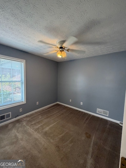Building Photo - 190 Oakwood Cir