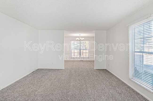Building Photo - 2407 S Dawson Way