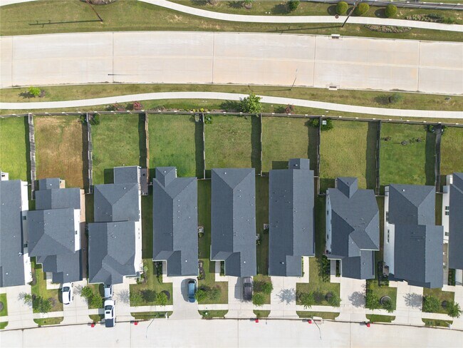 Building Photo - 21730 Heather Elm Dr