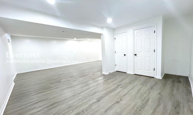 Building Photo - 928 SE 12 Terrace