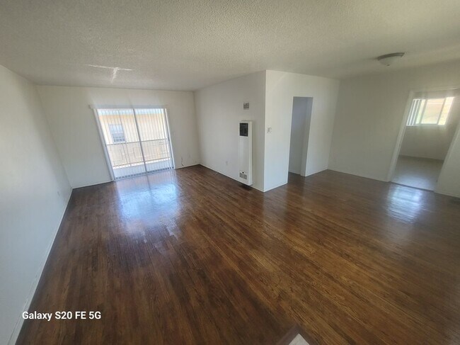 Building Photo - 4301 Don Tomaso Dr