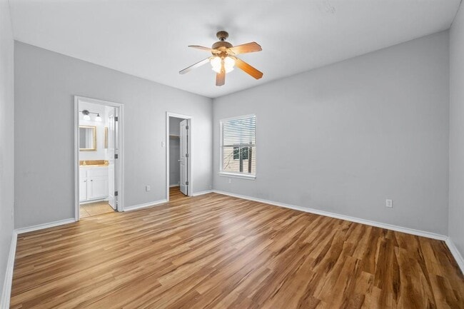 Building Photo - 2906 Pearl St