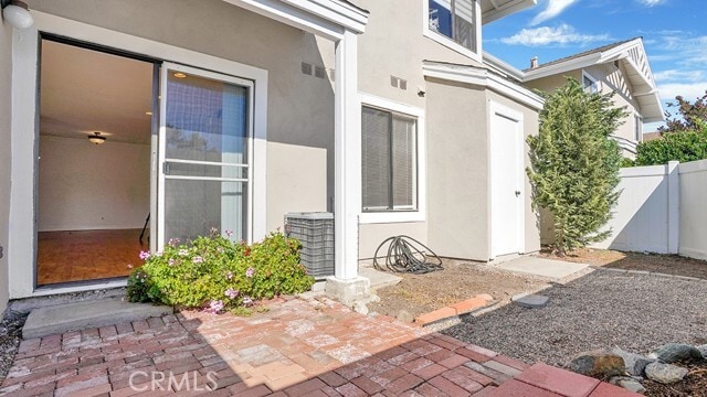 Building Photo - 35 Tarocco