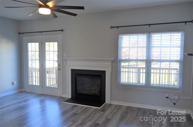 Building Photo - 16217 Peachmont Dr