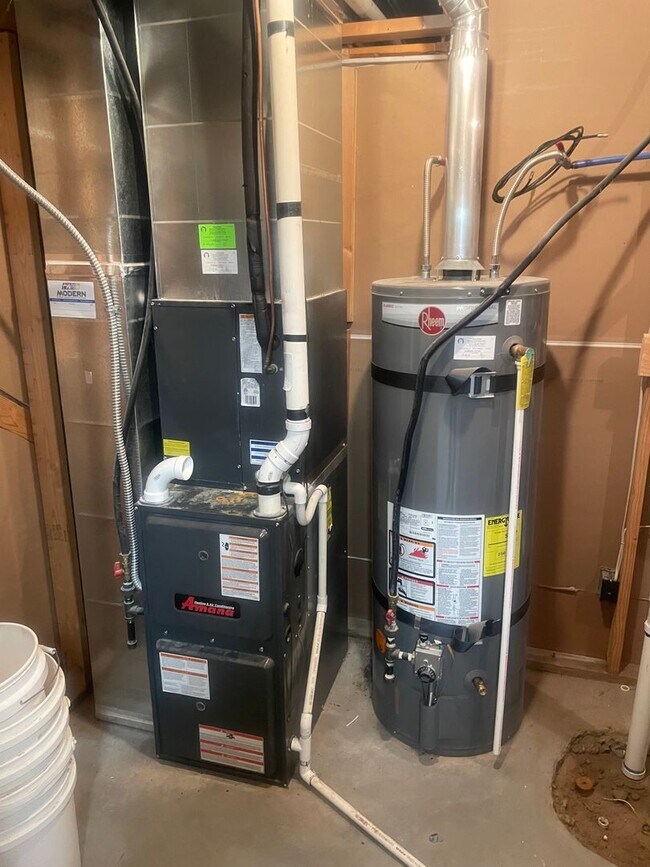 Building Photo - Beautiful Home for rent in Rigby