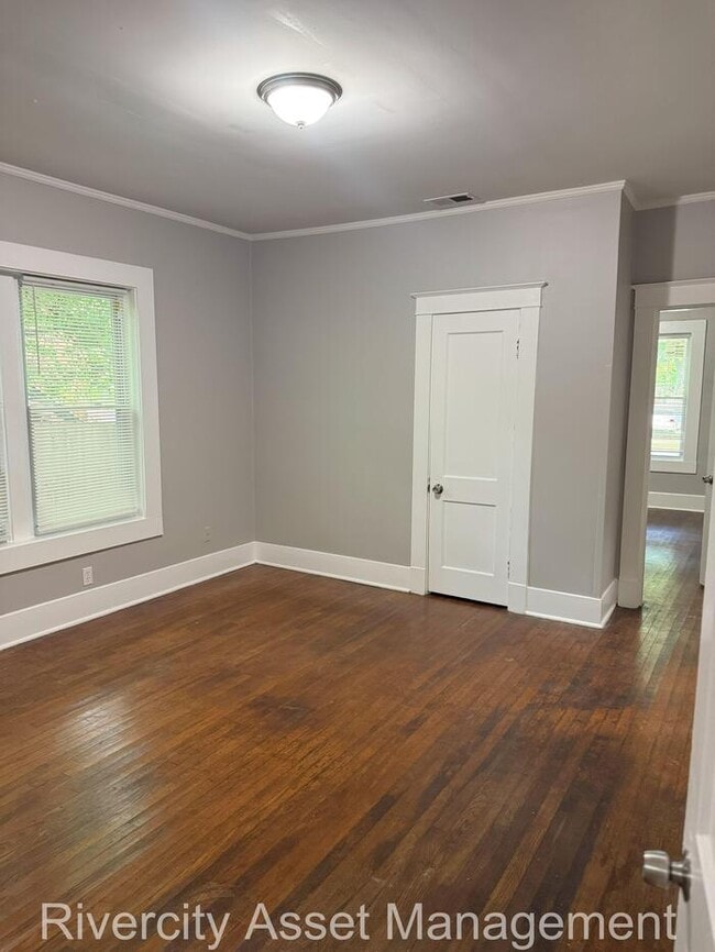 Building Photo - Midtown Masterpiece!!! Move-In Ready!!!!!