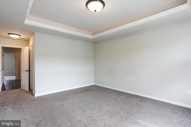 Building Photo - 20 Delano Dr