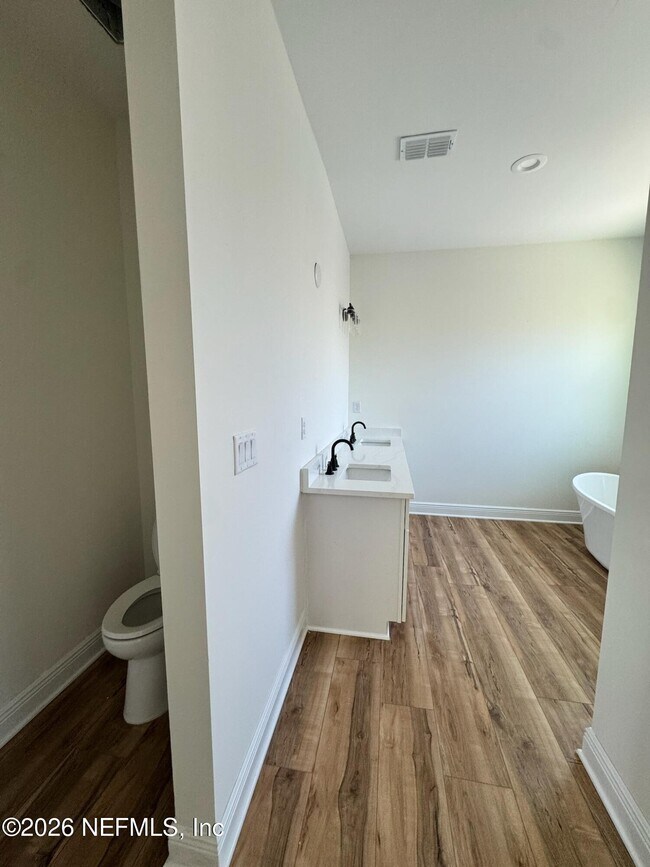 Building Photo - 2841 Post St