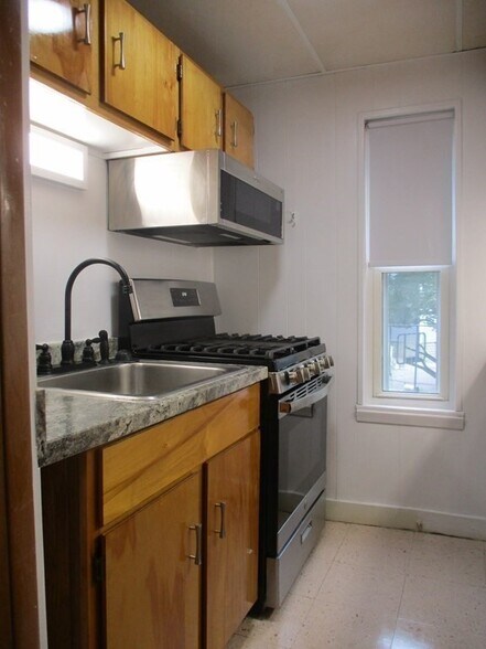 Building Photo - 55 Sydney St