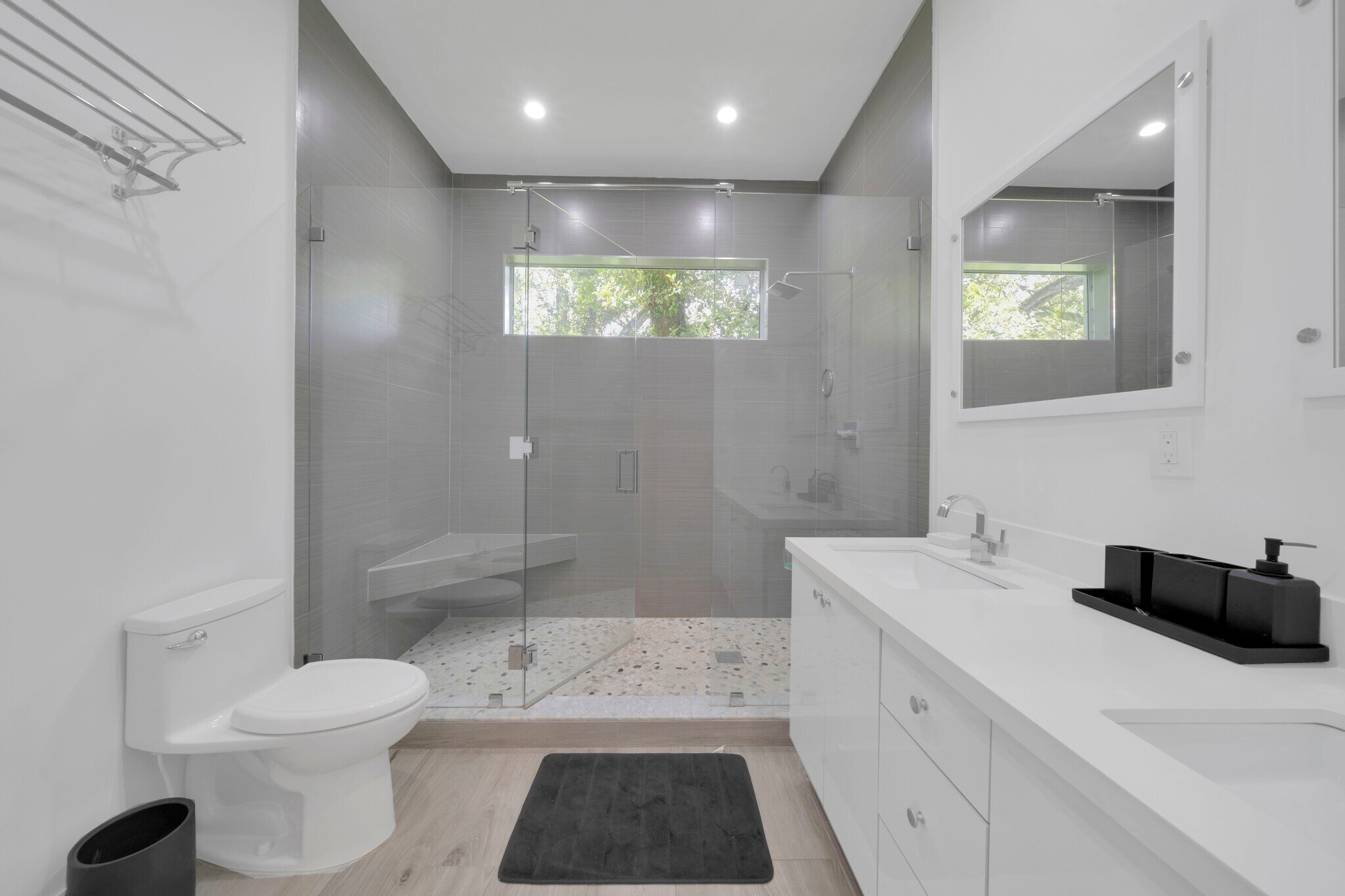 Building Photo - 5720 Coral Way