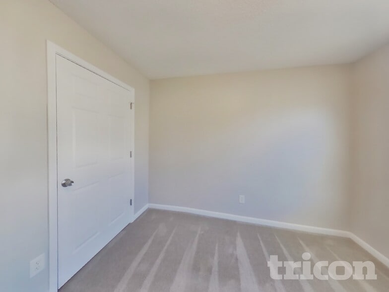 Building Photo - 455 Thistle Cove