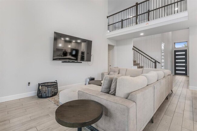 Building Photo - 24407 Prairie Sunflower Cir