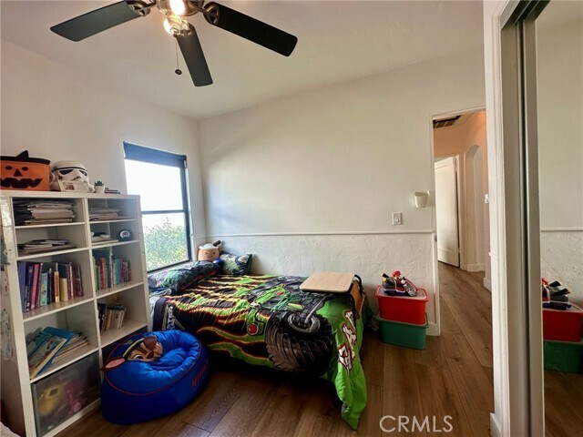 Building Photo - 206 W Mountain View Ave