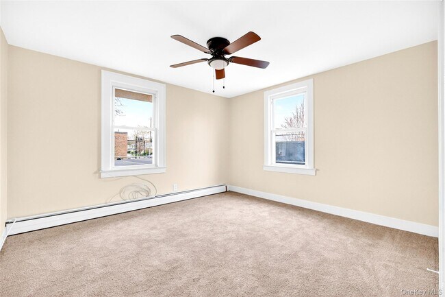 Building Photo - 98 S Main St