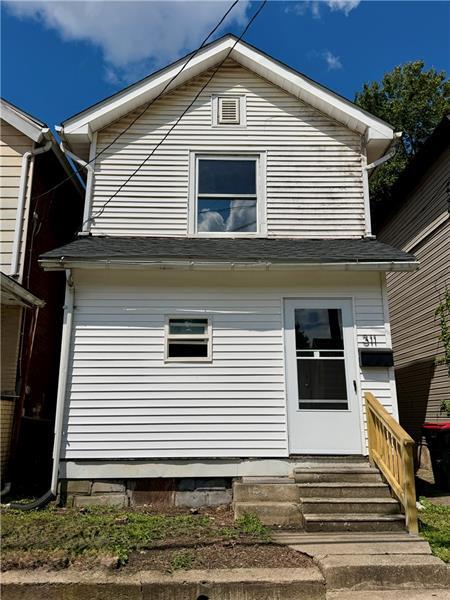 Building Photo - 311 E Reynolds St