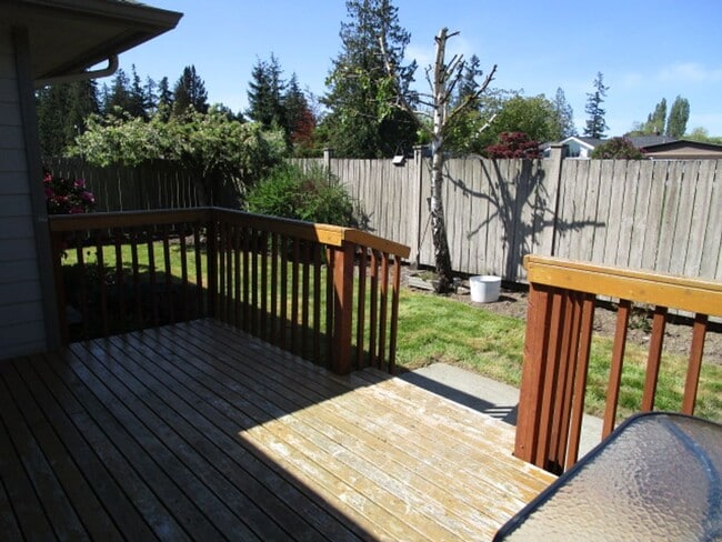 Building Photo - 127 S 18th St