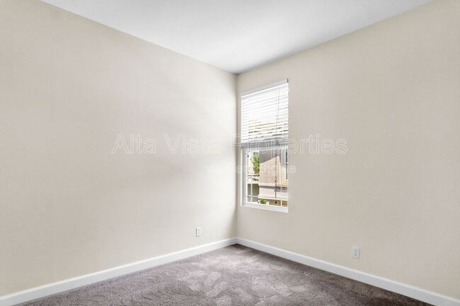 Building Photo - 12079 World Trade Dr