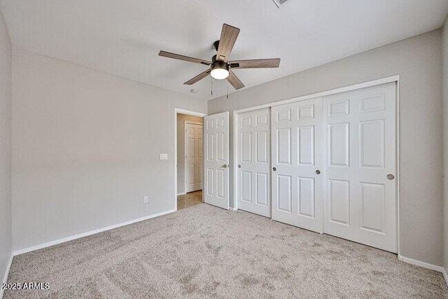 Building Photo - 22664 W Solano Dr