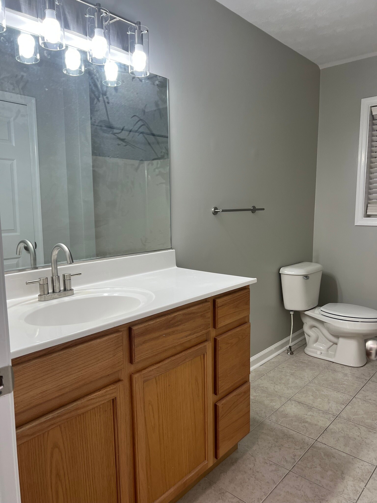 Building Photo - 635 D St