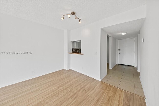 Building Photo - 7900 Camino Cir