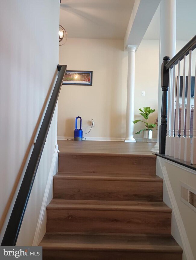 Building Photo - 42133 Fremont Preserve Square