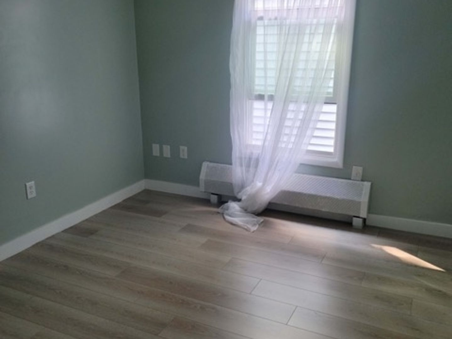 Building Photo - 190 Dwight St